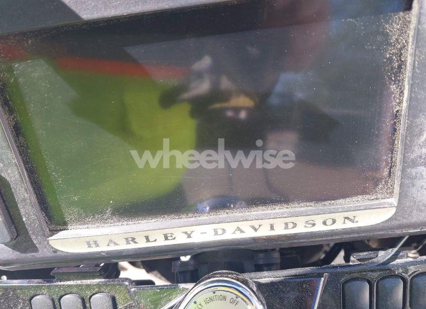 Photo 7 of 2016 Harley-davidson Flhxs STREET GLIDE SPECIAL (VIN 1HD1KRM18GB692060)