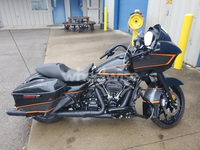 Photo 8 of 2022 HARLEY-DAVIDSON FLTRXS N/A (VIN 1HD1KTP12NB673316)