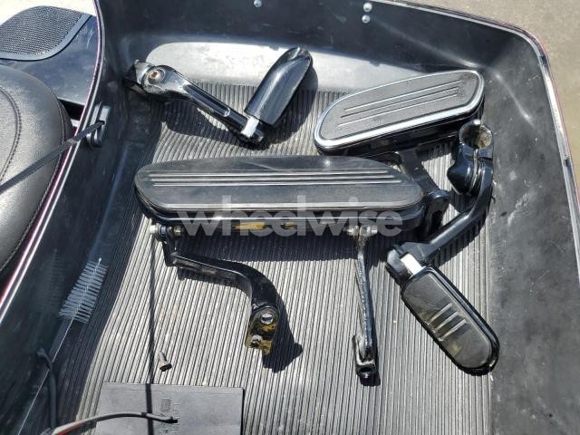 Photo 6 of 2019 HARLEY-DAVIDSON FLTRXS N/A (VIN 1HD1KTP18KB607901)