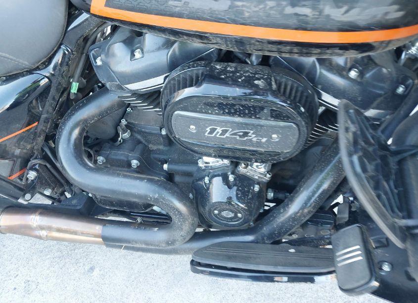 Photo 8 of 2022 Harley-davidson Fltrxs N/A (VIN 1HD1KTP24NB664612)