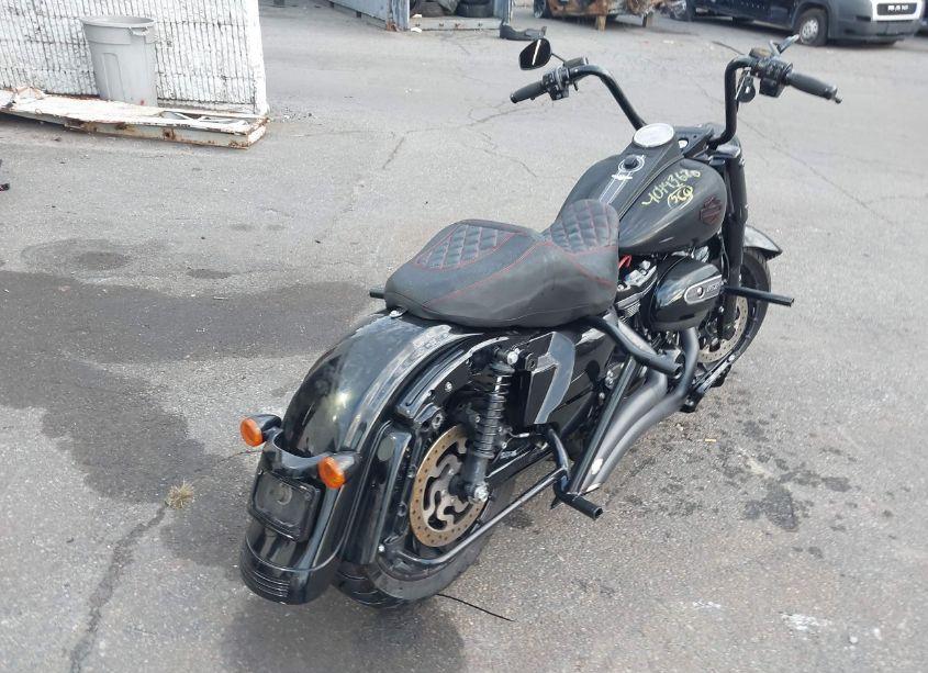 Photo 4 of 2018 Harley-davidson Flhrxs N/A (VIN 1HD1KVC16JB615768)