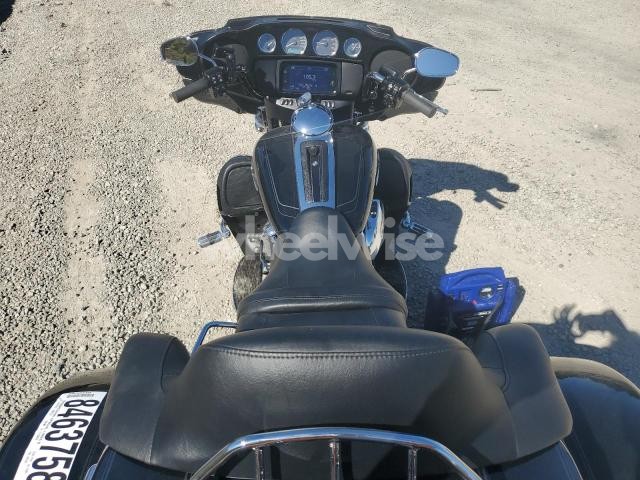Photo 4 of 2024 HARLEY-DAVIDSON FLHTCUTG (VIN 1HD1MAF14RB860563)