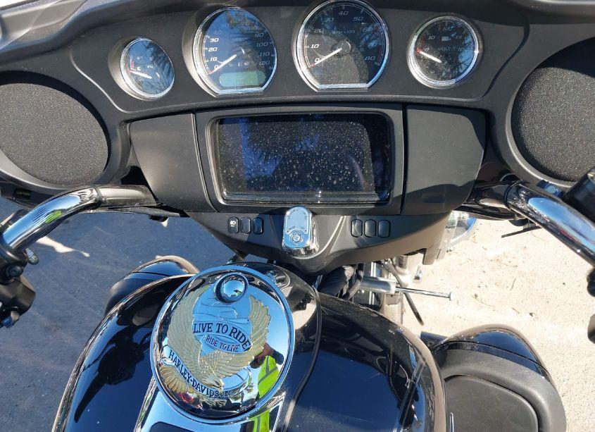 Photo 7 of 2023 Harley-davidson Flhtcutg N/A (VIN 1HD1MAF15PB852842)