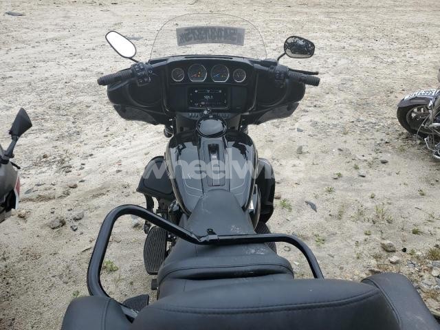 Photo 4 of 2025 HARLEY-DAVIDSON FLHTCUTG N/A (VIN 1HD1MAF16SB851692)