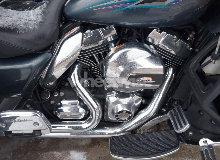 Photo 8 of 2015 Harley-davidson Flhtcutg TRI GLIDE ULTRA (VIN 1HD1MAL19FB850546)