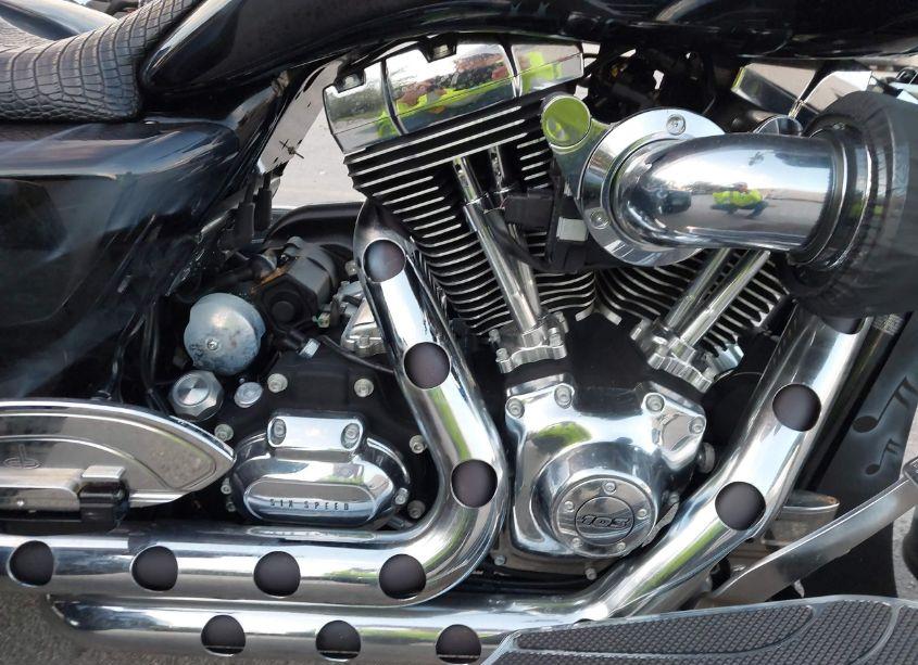 Photo 8 of 2011 Harley-davidson Flhtcutg N/A (VIN 1HD1MAM18BB850451)