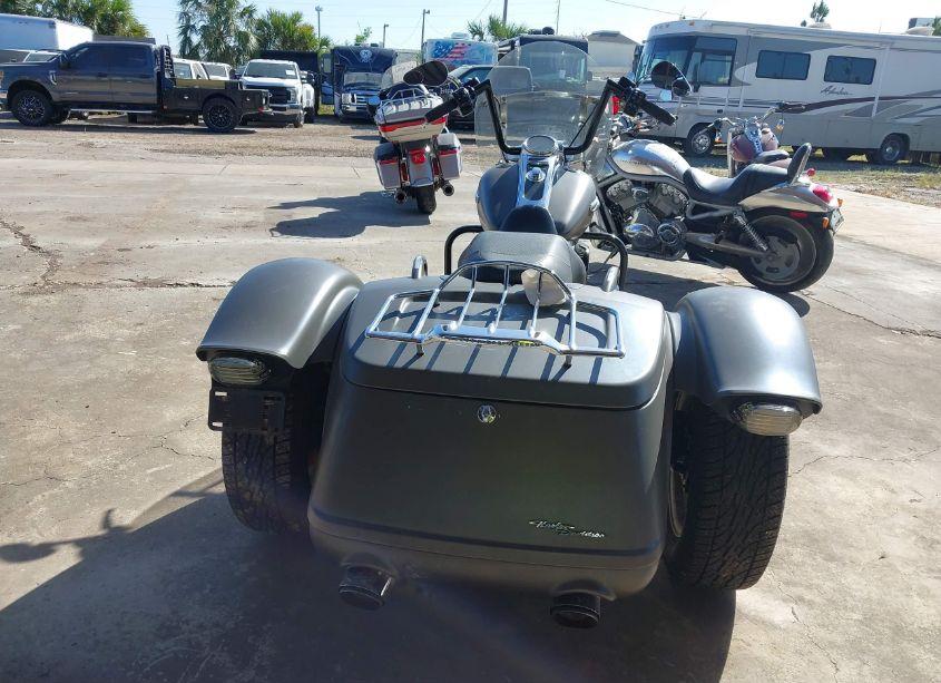 Photo 6 of 2018 Harley-davidson Flrt FREE WHEELER (VIN 1HD1MCC10JB851864)