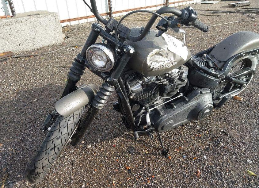 Photo 2 of 2019 Harley-davidson Fxbb N/A (VIN 1HD1YJJ26KB040382)