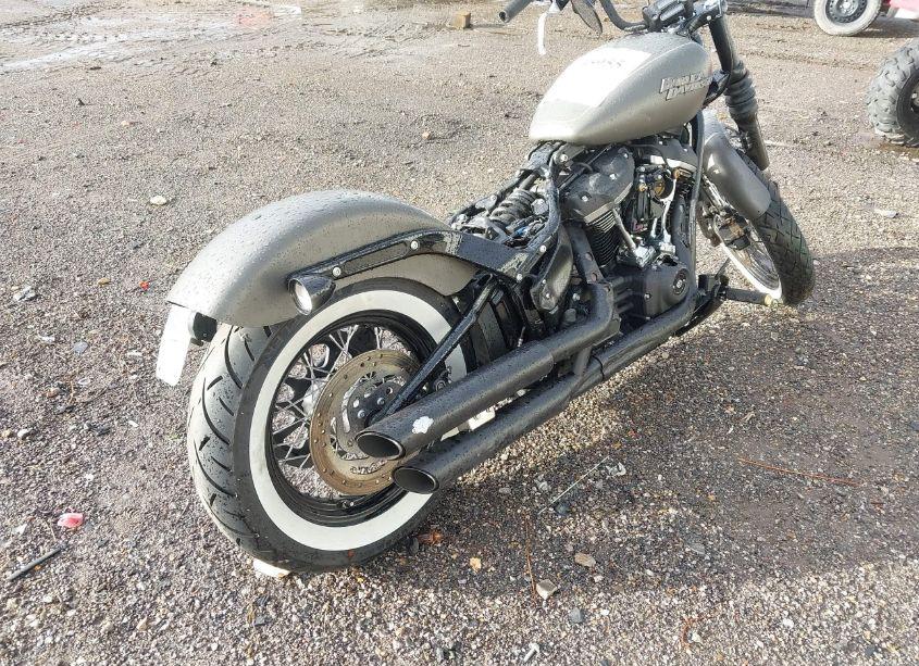 Photo 4 of 2019 Harley-davidson Fxbb N/A (VIN 1HD1YJJ26KB040382)