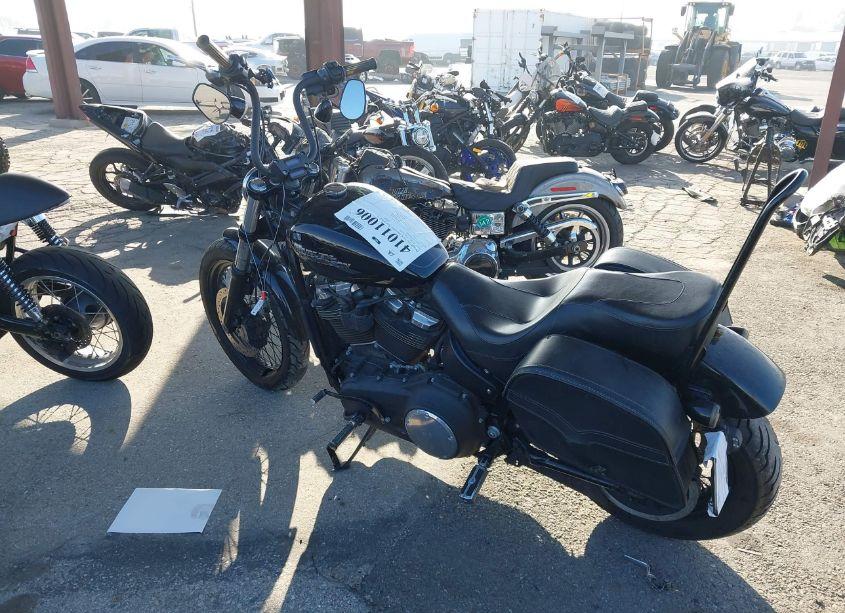 Photo 3 of 2018 Harley-davidson Fxbb STREET BOB (VIN 1HD1YJJ33JC038087)