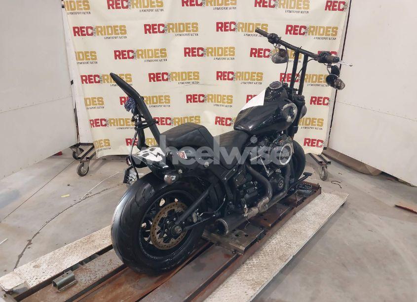 Photo 4 of 2019 Harley-davidson Fxfb N/A (VIN 1HD1YKJ60KB027278)