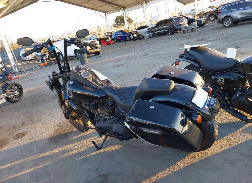 Photo 3 of 2021 Harley-davidson Fxlrs N/A (VIN 1HD1YWK26MB021717)