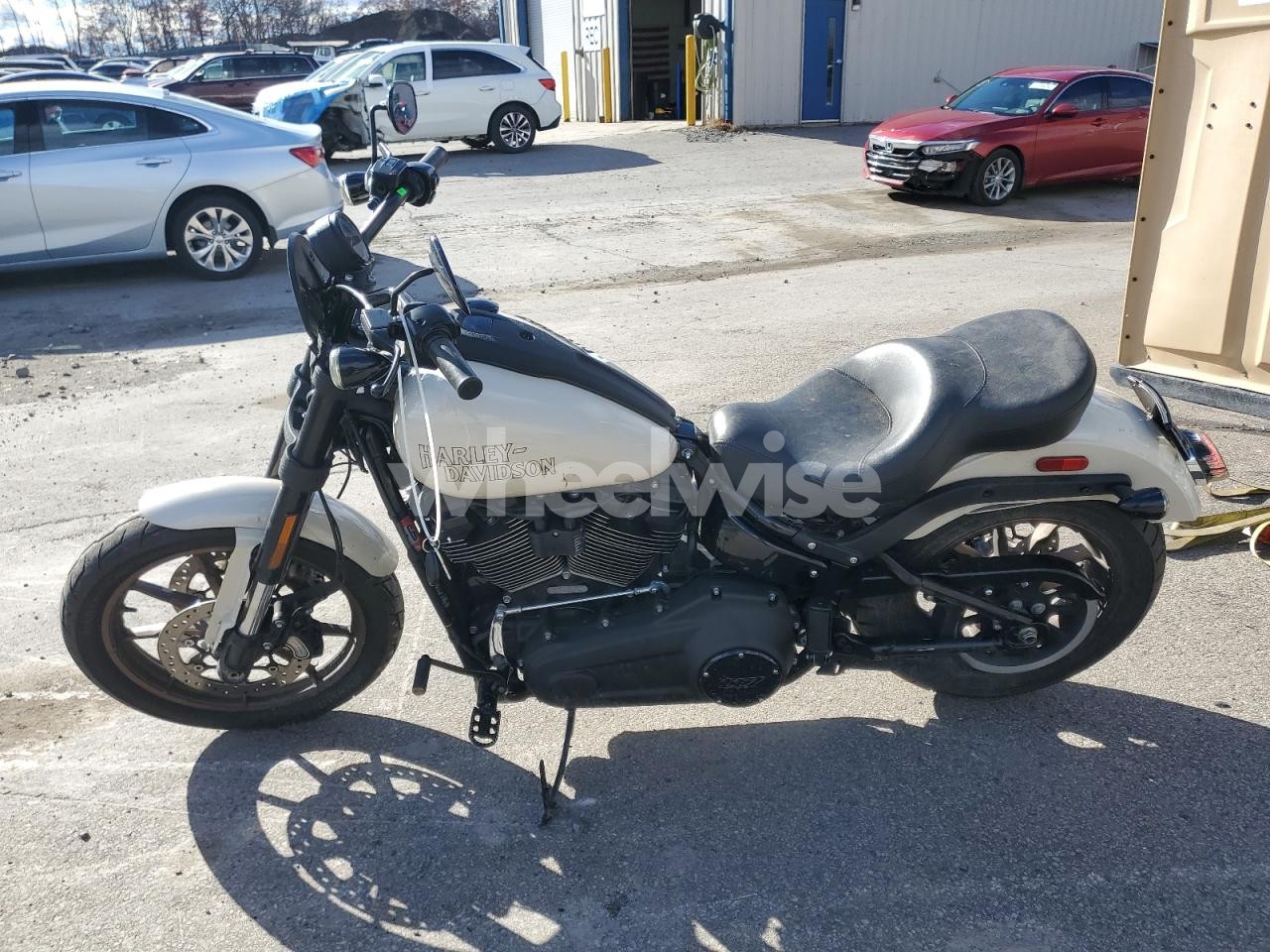 Photo 3 of 2023 HARLEY-DAVIDSON FXLRS N/A (VIN 1HD1YWZ15PB027252)