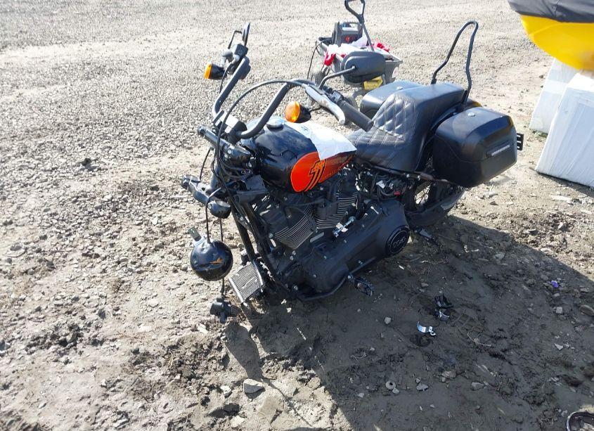 Photo 2 of 2024 Harley-davidson Fxbbs N/A (VIN 1HD1YYK1XRB019396)