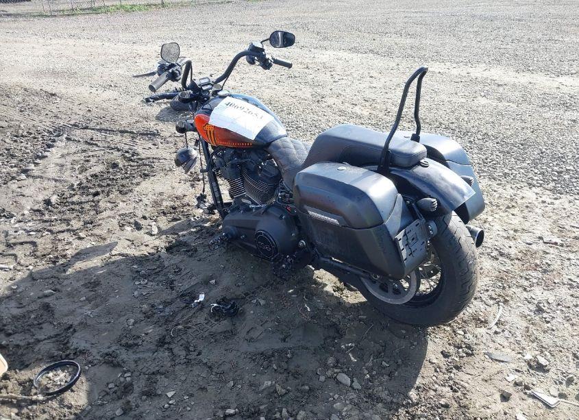 Photo 3 of 2024 Harley-davidson Fxbbs N/A (VIN 1HD1YYK1XRB019396)