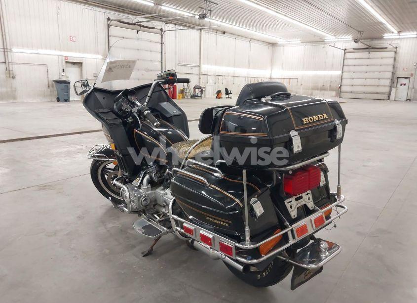 Photo 3 of 1982 Honda Gl1100 I (VIN 1HFSC0211CA210097)