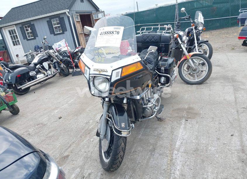 Photo 5 of 1982 Honda Gl1100 I (VIN 1HFSC0218CA207794)