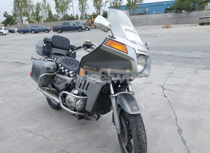 1982 Honda Gl1100 A (VIN 1HFSC0221CA228947) main photo
