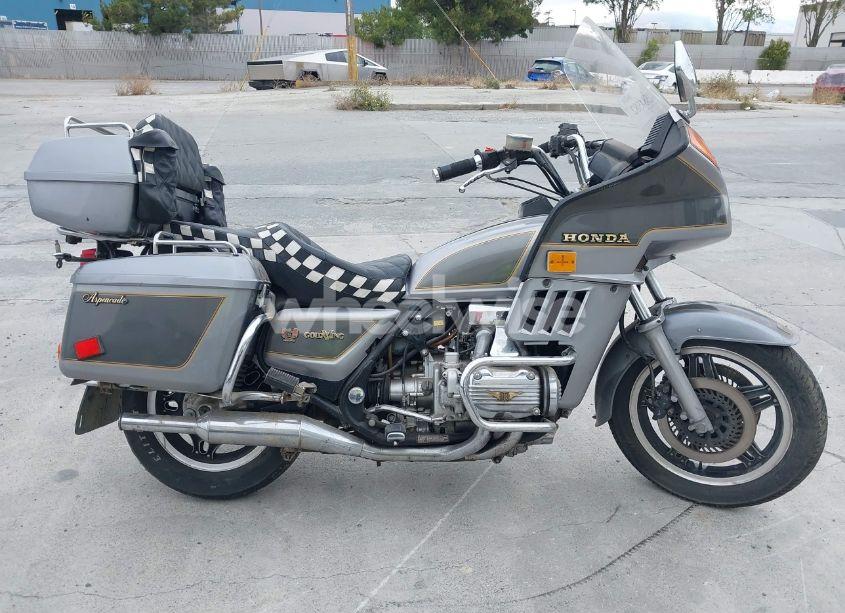 Photo 12 of 1982 Honda Gl1100 A (VIN 1HFSC0221CA228947)