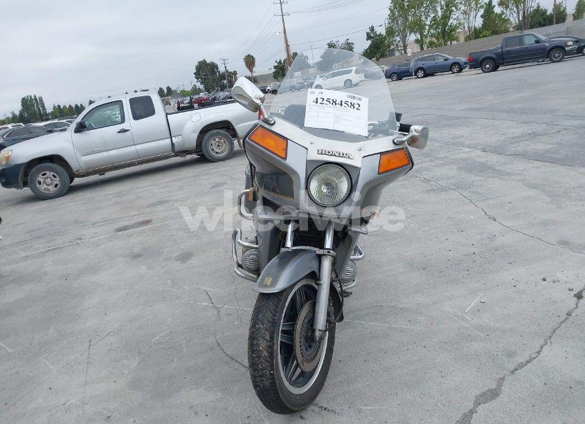 Photo 5 of 1982 Honda Gl1100 A (VIN 1HFSC0221CA228947)