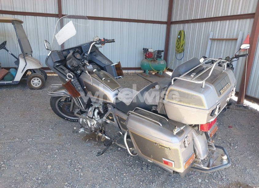 Photo 3 of 1982 Honda Gl1100 A (VIN 1HFSC022XCA215503)