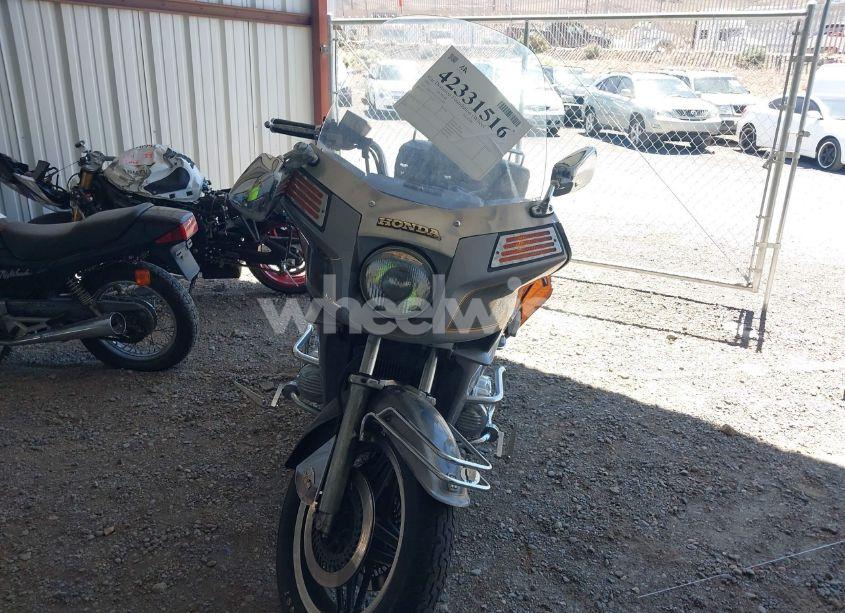 Photo 5 of 1982 Honda Gl1100 A (VIN 1HFSC022XCA215503)