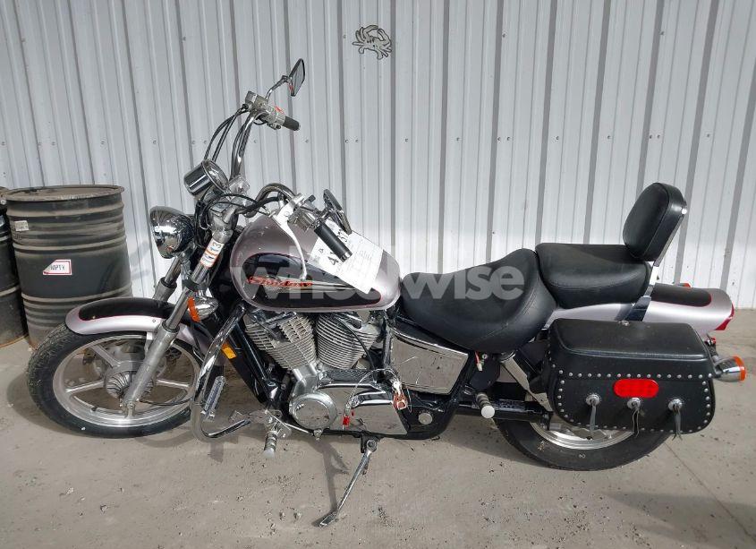 Photo 13 of 2000 Honda Vt1100 C (VIN 1HFSC1801YA402471)