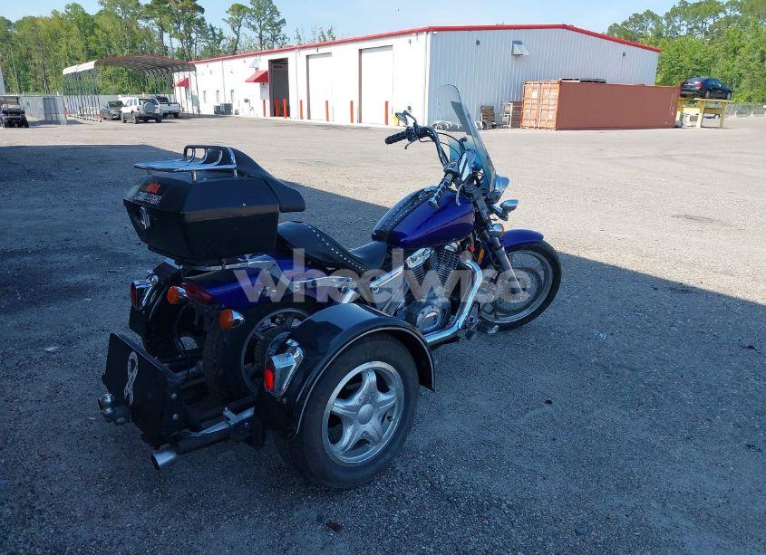 Photo 4 of 2002 Honda Vt1100 C (VIN 1HFSC18072A600639)