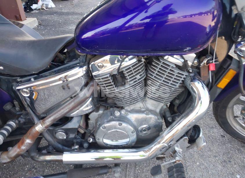 Photo 8 of 2002 Honda Vt1100 C (VIN 1HFSC18072A600639)