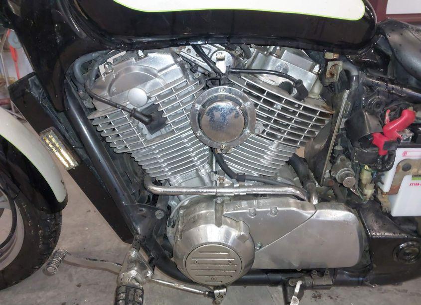 Photo 9 of 1993 Honda Vt1100 C (VIN 1HFSC1814PA700827)