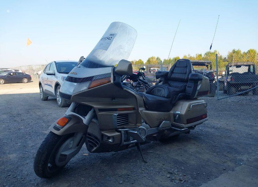 Photo 2 of 1988 Honda Gl1500 (VIN 1HFSC2203JA004117)