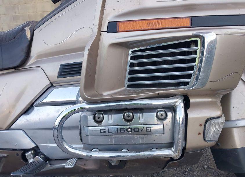 Photo 8 of 1988 Honda Gl1500 (VIN 1HFSC2203JA004117)