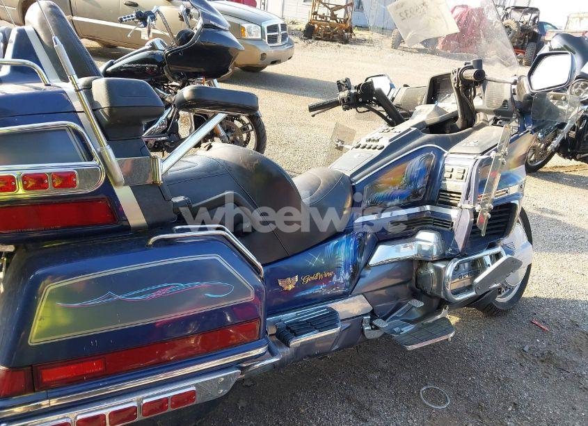 Photo 12 of 1988 Honda Gl1500 (VIN 1HFSC2206JA000353)