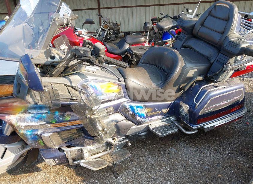 Photo 13 of 1988 Honda Gl1500 (VIN 1HFSC2206JA000353)