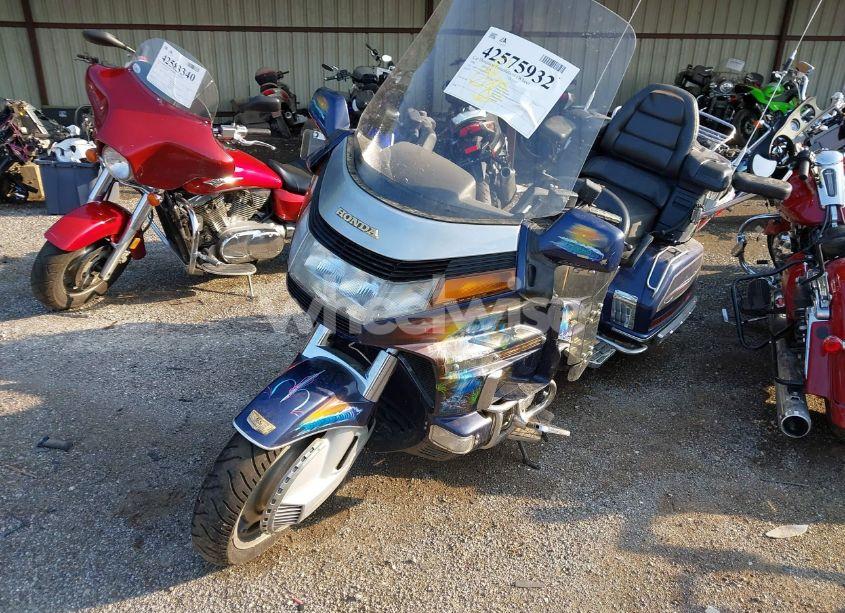 Photo 2 of 1988 Honda Gl1500 (VIN 1HFSC2206JA000353)