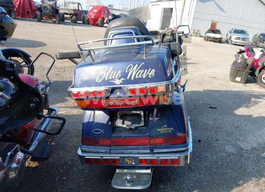 Photo 6 of 1988 Honda Gl1500 (VIN 1HFSC2206JA000353)