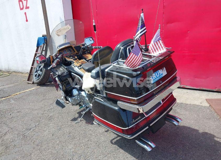 Photo 3 of 1993 Honda Gl1500 A (VIN 1HFSC2207PA502555)