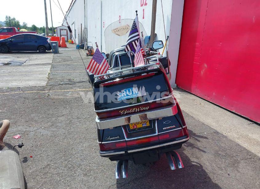 Photo 6 of 1993 Honda Gl1500 A (VIN 1HFSC2207PA502555)