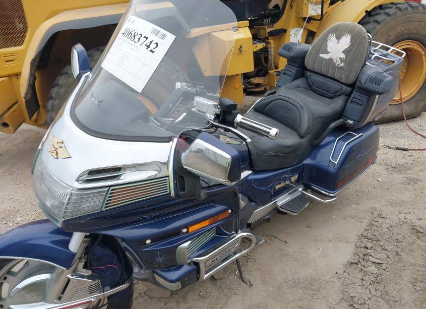 Photo 2 of 1988 Honda Gl1500 (VIN 1HFSC2209JA004297)