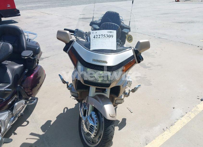 Photo 5 of 1988 Honda Gl1500 (VIN 1HFSC220XJA010111)