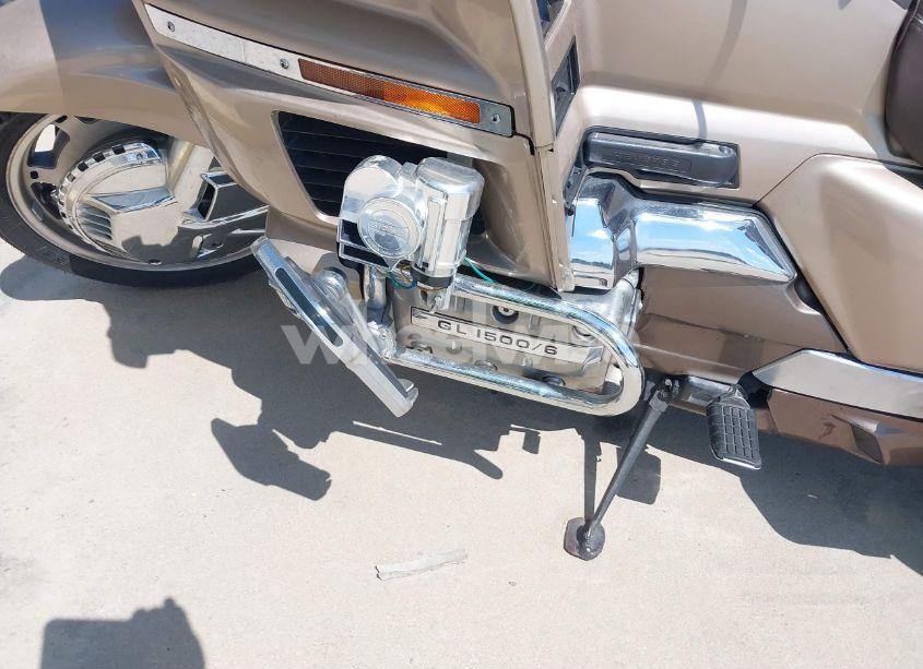 Photo 9 of 1988 Honda Gl1500 (VIN 1HFSC220XJA010111)