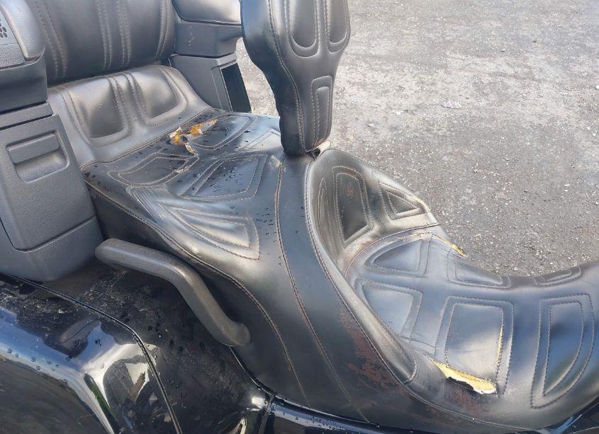 Photo 6 of 1994 Honda Gl1500 A (VIN 1HFSC2216RA600097)