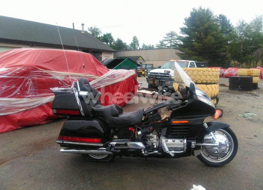 Photo 13 of 1998 Honda Gl1500 SE (VIN 1HFSC2231WA001993)