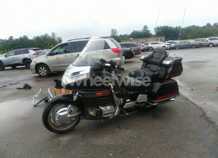 Photo 2 of 1998 Honda Gl1500 SE (VIN 1HFSC2231WA001993)