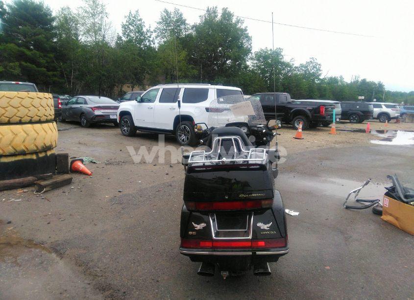 Photo 6 of 1998 Honda Gl1500 SE (VIN 1HFSC2231WA001993)