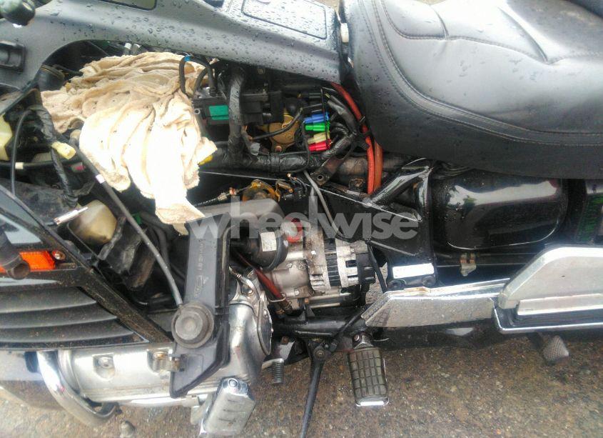 Photo 9 of 1998 Honda Gl1500 SE (VIN 1HFSC2231WA001993)