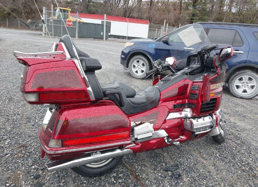 Photo 4 of 2000 Honda Gl1500 SE12 (VIN 1HFSC2234YA200569)