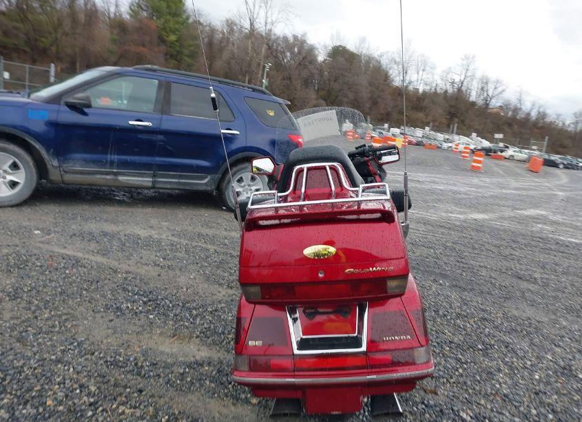 Photo 6 of 2000 Honda Gl1500 SE12 (VIN 1HFSC2234YA200569)