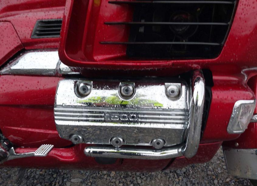 Photo 8 of 2000 Honda Gl1500 SE12 (VIN 1HFSC2234YA200569)