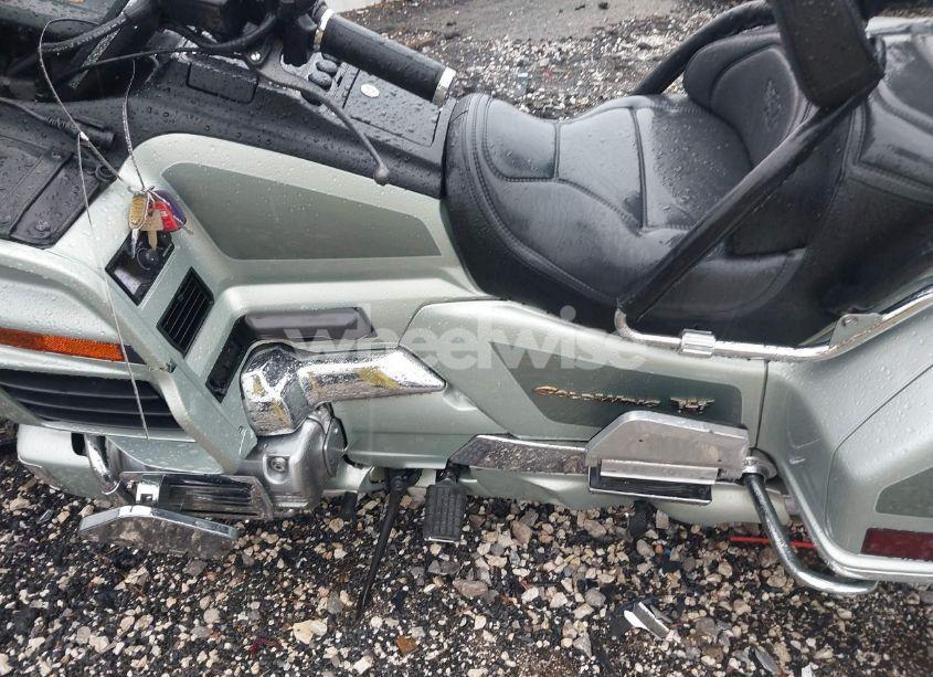 Photo 9 of 1999 Honda Gl1500 SE12 (VIN 1HFSC2235XA103606)